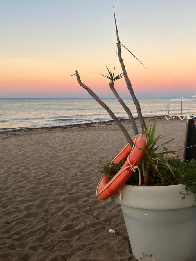 Piso Los Angeles - 1Ra Linea De Playa Dénia Eksteriør billede